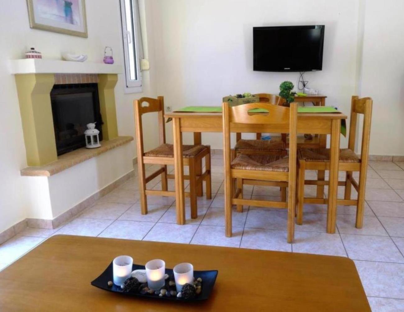 Ermis Suites Platanias  Bilik gambar