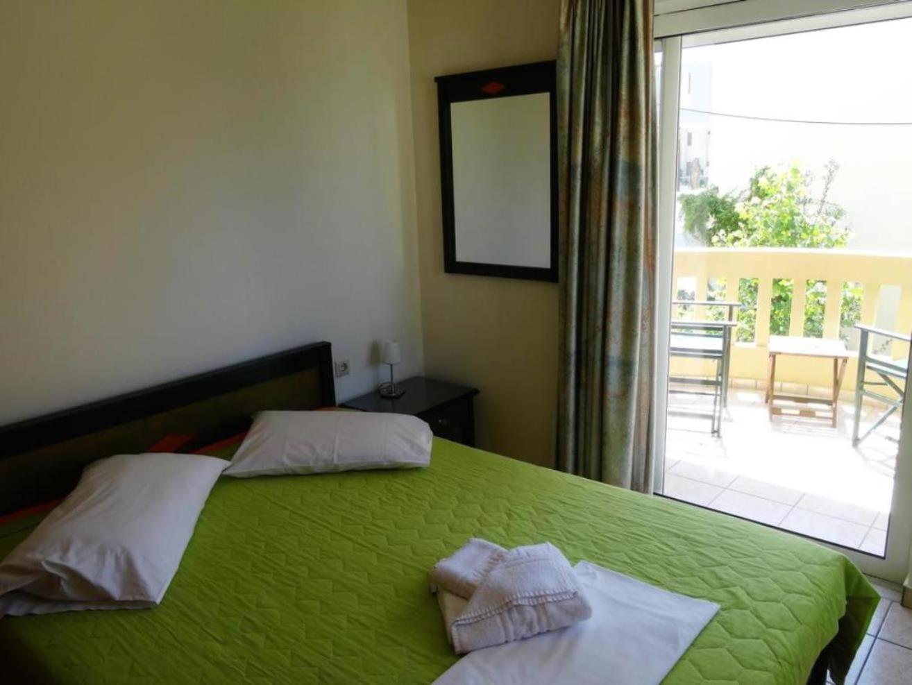 Ermis Suites Platanias  Bilik gambar