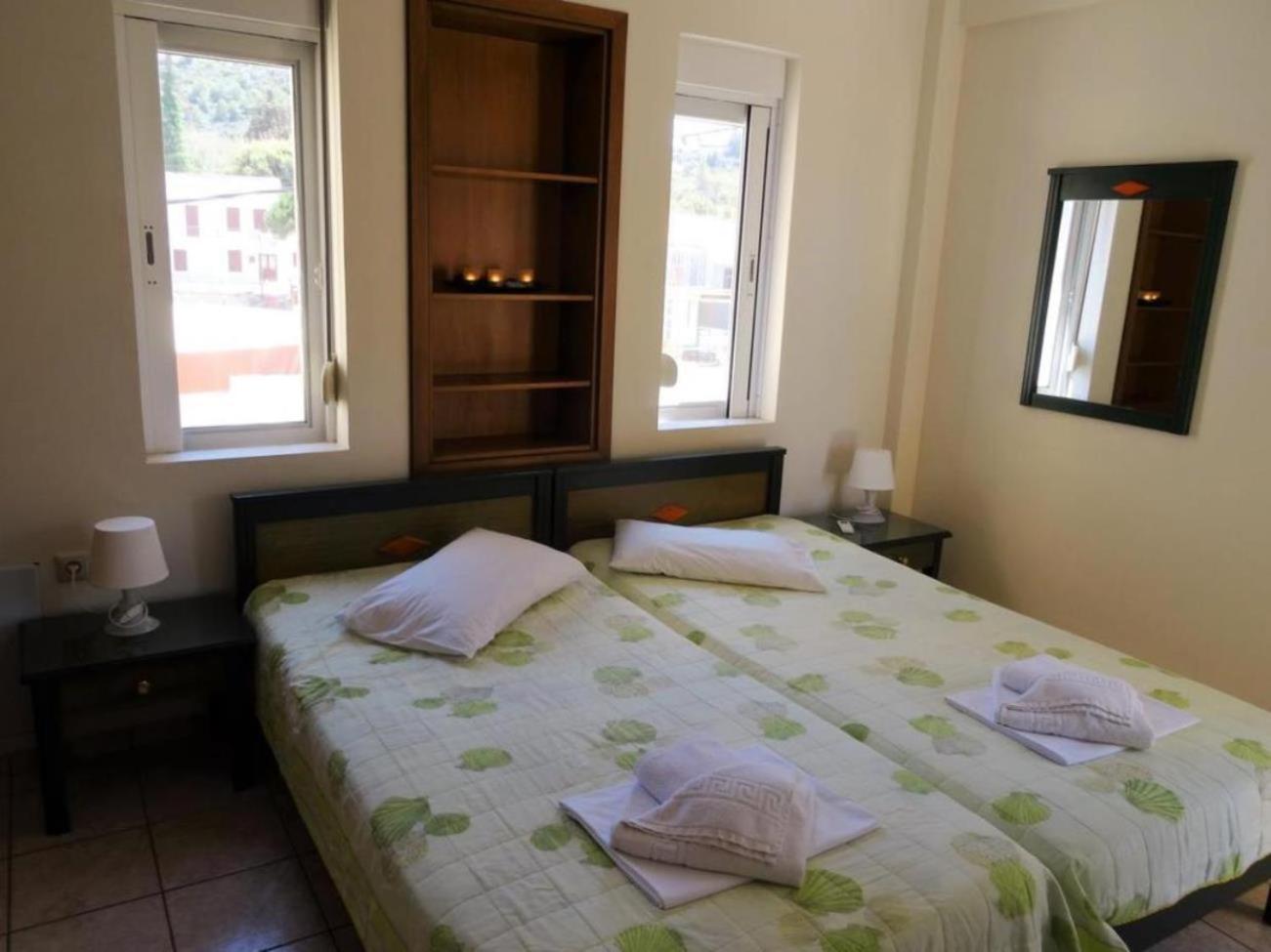 Ermis Suites Platanias  Bilik gambar